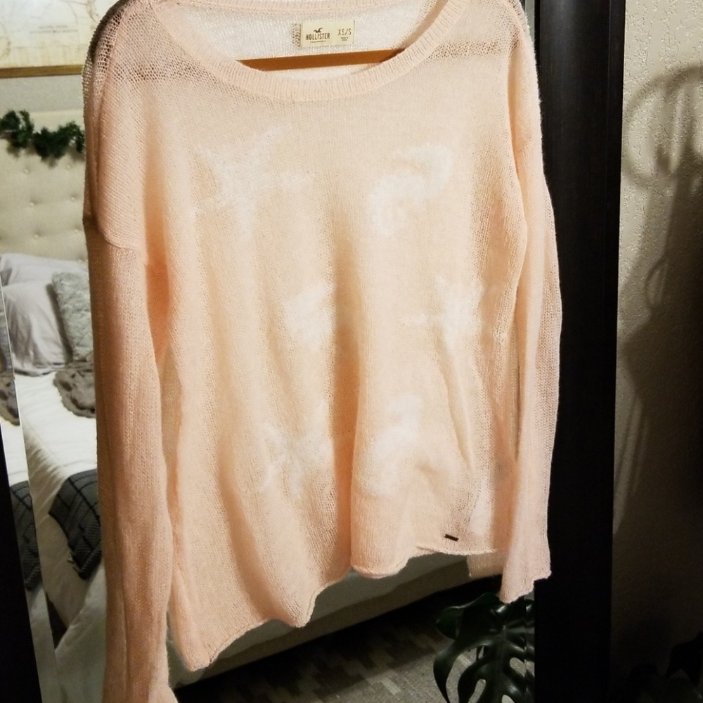 Delicate light weight sweater